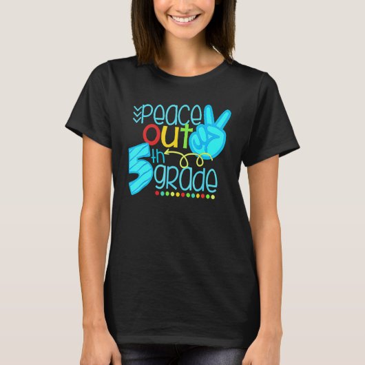 Vrede in de vijfde klas einde schooljaar leraar St T-shirt (Voorkant)