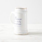 Vrede Is Een Dagelijkse Verplichting Bierpul (Voorkant links)