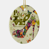 Vrede, liefde en Mode. xo PJ. Keramisch Ornament (Rechts)