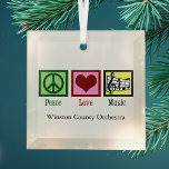 Vrede Liefde Muziek Gepersonaliseerde Kerstmis Glas Ornament<br><div class="desc">gepersonaliseerde kerstversiering voor muzikanten met een vredes-,  hart- en driewaardig slim en muzikaal personeel. Koel de douane PEACE LOVE MUSIC cadeau voor een componist,  muziekleraar,  banddirecteur of koor-dirigent om hun muziekstudenten te geven.</div>