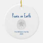 Vrede met kerstbeugels en dollazen op aarde keramisch ornament (Achterkant)