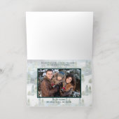 Vrede op aarde Foto Snowy Forest Deer Scripting Folie Feestdagenkaart (Binnenlaag)