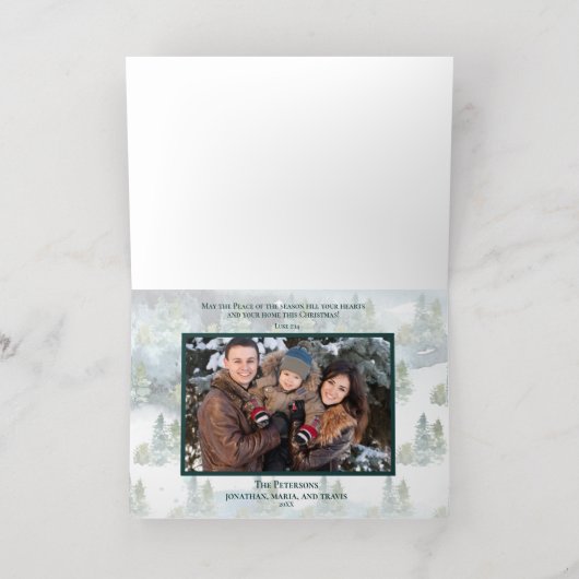 Vrede op aarde Foto Snowy Forest Deer Scripting Folie Feestdagenkaart (Binnenlaag)