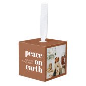 Vrede op aarde gepersonaliseerde moderne kerst decoratie (Voorkant hoekig)