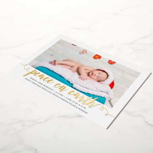 Vrede op aarde met kerstmis Foto geboorteaankondig Folie Feestdagenkaart (Gedraaid)