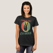 Vrede Uit 6e klas Einde van het schooljaar Leraar T-shirt (Voorkant volledig)