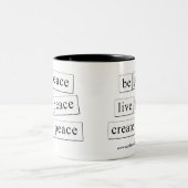 vrede zijn - levende vrede - creëer vrede tweekleurige koffiemok (Center)