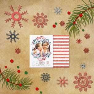 Vredesliefde Joy en koraalbessen Kerstfoto Feestdagenkaart