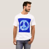 Vredeslog in blauw t-shirt (Voorkant volledig)