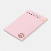 Vredesteken gepersonaliseerd met naam in roze post-it® notes (Schuin)