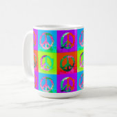 Vredesteken groovy tie dye graffiti spray verf kun koffiemok (Voorkant links)