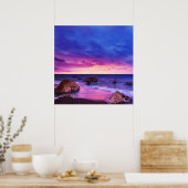 Vredige Beach Sunset met rotsen en bewolkte lucht Poster (Keuken)