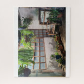 Vredige binnenplaats tuin in Guatemala – Ontspanne Legpuzzel (Verticaal)