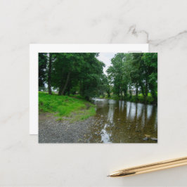 Vredige rivier Elwy oevers in St. Asaph Briefkaart