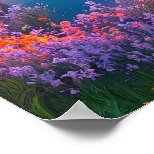 Vredige vijver te midden van Violet Flora Poster (Hoek)