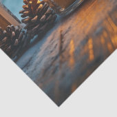 Vredige winter kerstdecoratie in het raam tissuepapier (Detail)