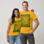 Vreedige Duif in Bloei. T-shirt (Unisex)