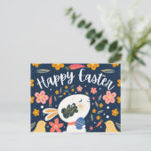 Vreedzaam Konijn met Paasei “Happy Easter” Bloemen Feestdagenkaart (Staand voorkant)