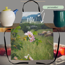 Vreedzaam landschap met wilde rozen