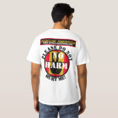 vreedzame demonstrant t-shirt (Achterkant volledig)