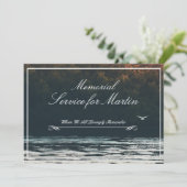 Vreedzame Lakeside Sunset Memorial Uitnodiging (Staand voorkant)