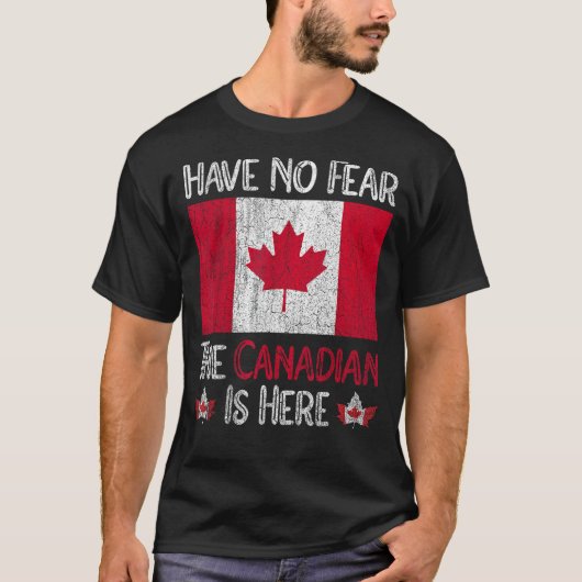 Vreemd genoeg is de Canadees hier Maple Leaf T-shirt (Voorkant)