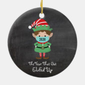 Vreemd kerstfeest Elf 2020 jaar dat opgestaan werd Keramisch Ornament (Achterkant)