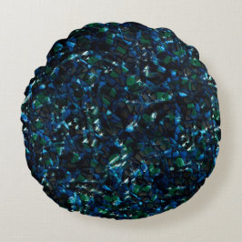 Vreemd mozaïek over de donkere achtergrond en wazi rond kussen