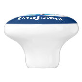 Vreemde astronaut in de ruimte en de cartoon keramische knop (Zijkant)