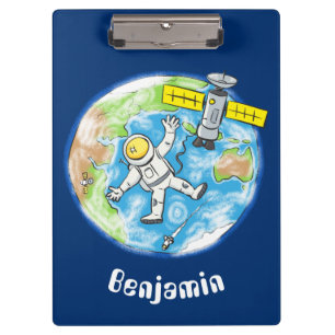 Vreemde astronaut in de ruimte en de cartoon klembord