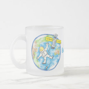 Vreemde astronaut in de ruimte en de cartoon matglas koffiemok