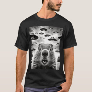Vreemde bosmarmotten selfie met buitenaardse UFO g T-shirt