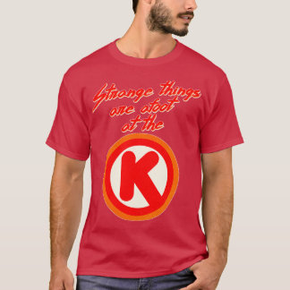 Vreemde dingen zijn achteraan t-shirt