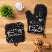 Vreemde & Ongewone Oven Mit Ovenwant & Pannenlap Set (Top down)