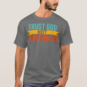 Vreemde religieuze liefde God Patriottische conser T-shirt