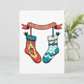 vreemde sokken perfecte paar grappige kerst feestdagenkaart (Staand voorkant)
