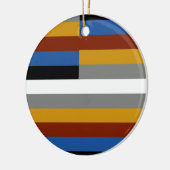 Vreemde trotsvlag keramisch ornament (Links)