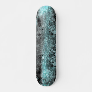 Vreemde vezelstructuur in helder blauw en zwart persoonlijk skateboard