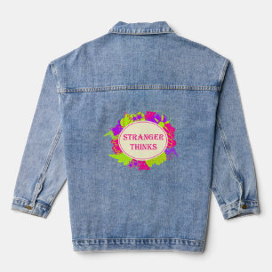 Vreemdeling denkt citaat in stijl van 80s tv-show denim jacket