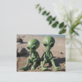 Vreemdelingen op het strand briefkaart (Staand voorkant)