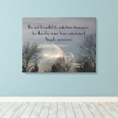 VREEMDEN KUNNEN ENGELEN CANVAS PRINT ZIJN (Insitu (Houten vloer))