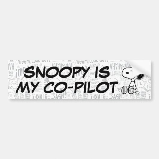 VREEMDEN | Snoopy op Black White Comics Bumpersticker (Voorkant)