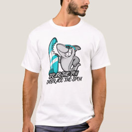Vrees de Vin, omarm de Spin Surfing Shark T-shirt