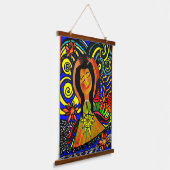 Vreugdevolle sereniteit: een viering van innerlijk hangend wandkleed (Gebogen)