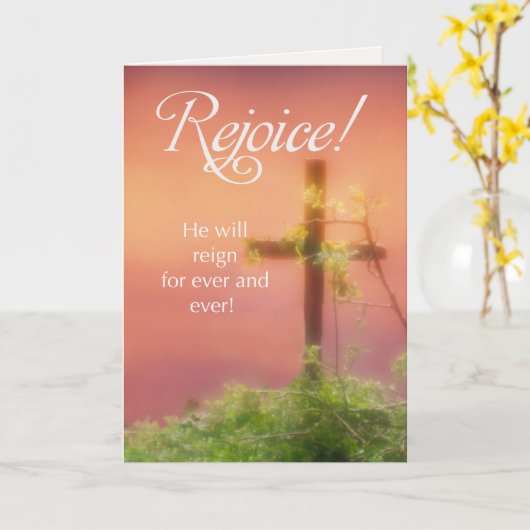 Vriend geniet van Pasen met kruis en Planten Kaart (Gele Bloem)