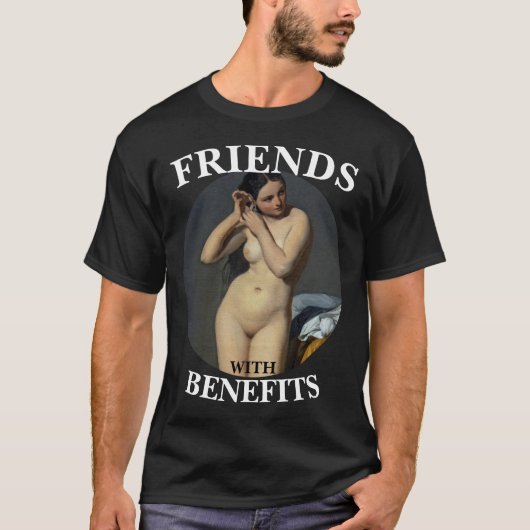 VRIEND IS MET VOORDELEN HAPPY HOUR NIGHT T-SHIRT (Voorkant)