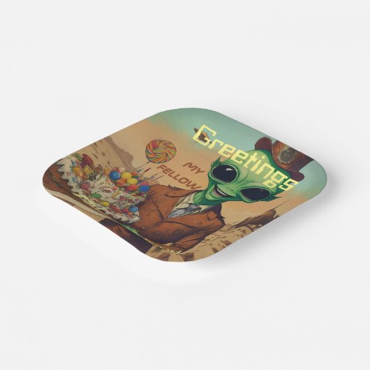 Vriendelijke Alien met verjaardagstaart Papieren Bordje (Gebogen)