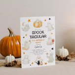 Vriendelijke geesten Spooktacular Kids Verjaardags Kaart<br><div class="desc">Nodig vrienden en familie uit voor een spectaculair verjaardagsfeest met Halloween-thema met onze schattige vriendelijke spookuitnodiging. Het ontwerp is voorzien van leuke spooktypografie,  een moderne party-sjabloon omlijst met waterverf vriendelijke spoken en versierd met sterren.</div>