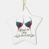 Vrienden en wijn hoe ouder de betere wijnkunst keramisch ornament (Links)