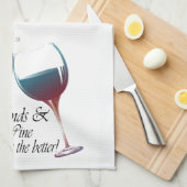 Vrienden en wijn hoe ouder de betere wijnkunst theedoek (Quarter Fold)